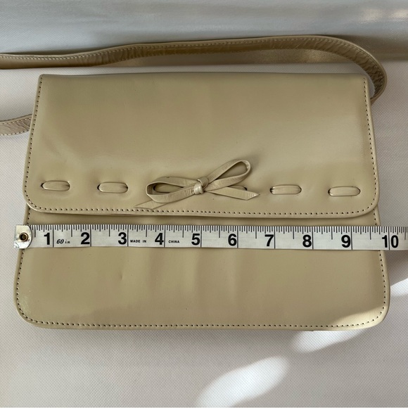 Vintage Tan Handbag - Picture 7 of 12